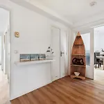 3 Bedroom In The Centre Of With Spectacular View *