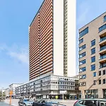 Апартаменты 3 Bedroom In The Centre Of With Spectacular View