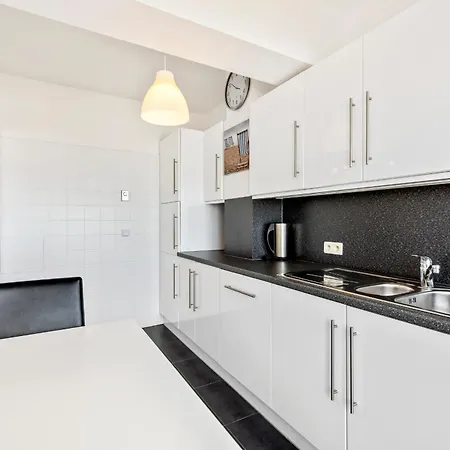 3 Bedroom In The Centre Of With Spectacular View Διαμέρισμα Οστένδη